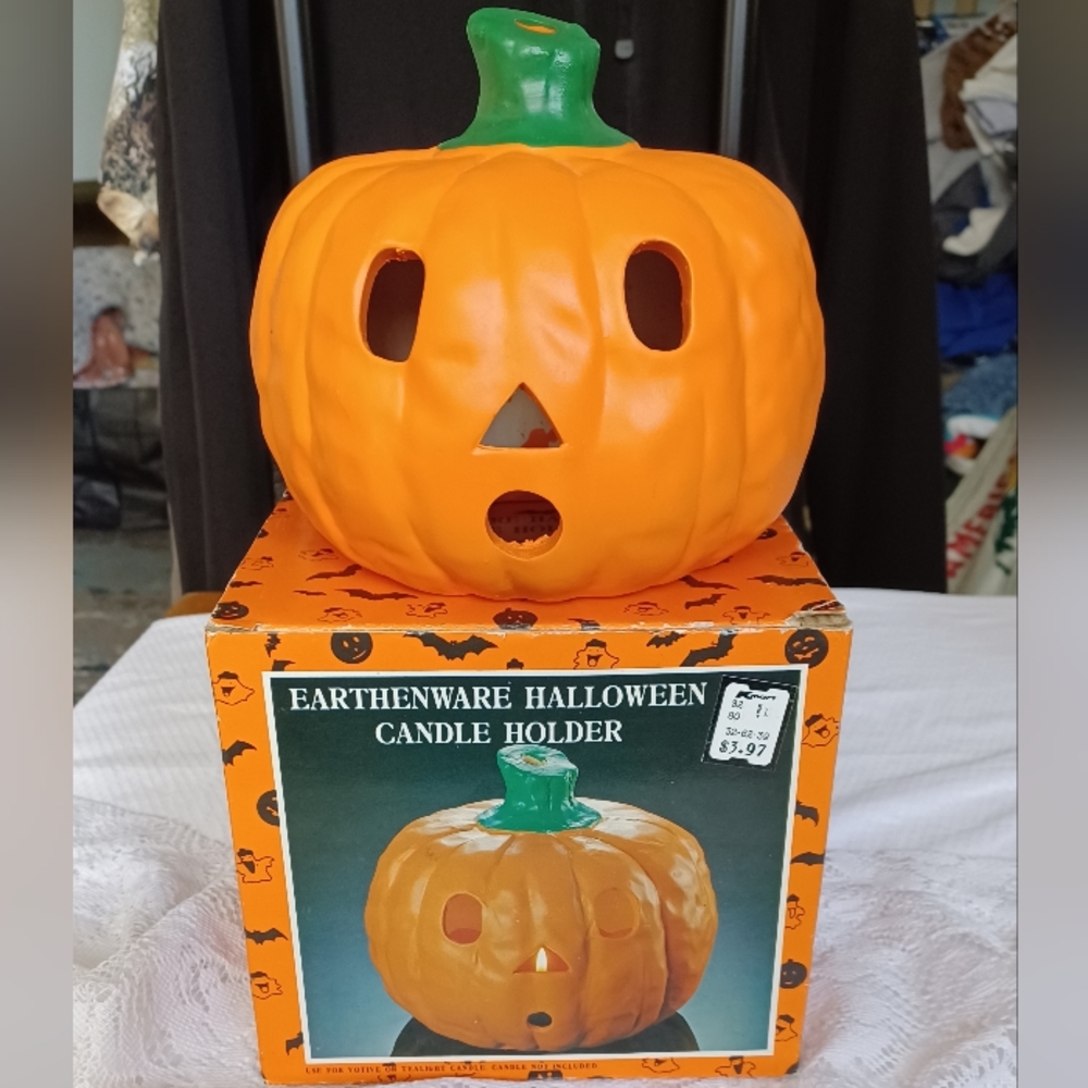 VINTAGE 1992 Four Star Hand Painted CERAMIC Pumpkin Candle 3.75"x3.50"x3.50"